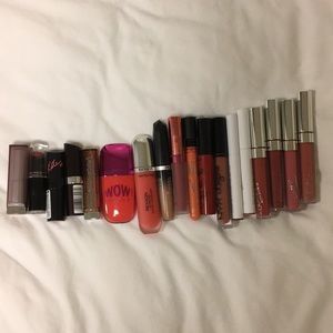 LAST DAY TO BUY: Gently worn lip bundle